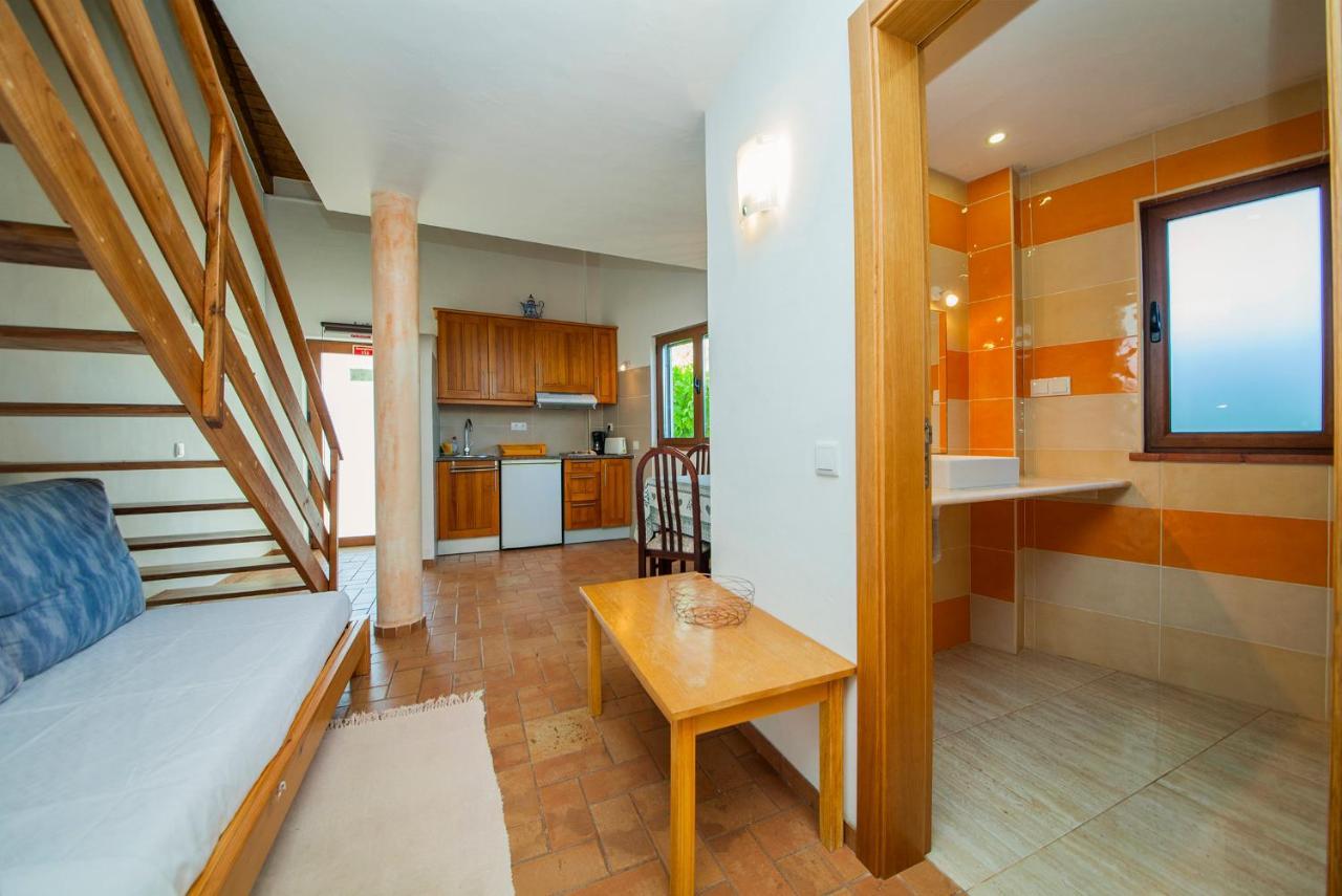 H - Montes De Praias Guesthouse 阿尔热祖尔 外观 照片