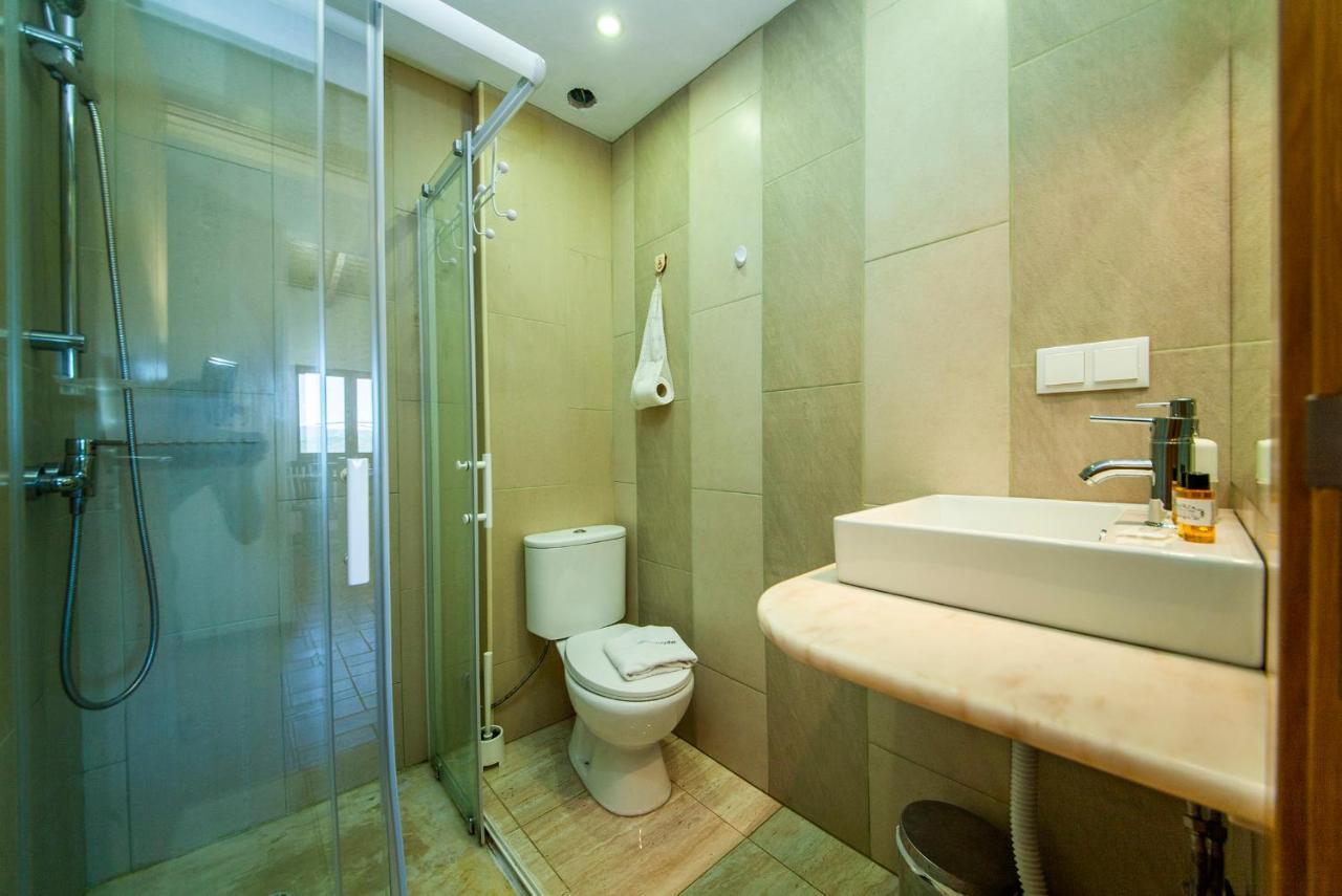 H - Montes De Praias Guesthouse 阿尔热祖尔 外观 照片