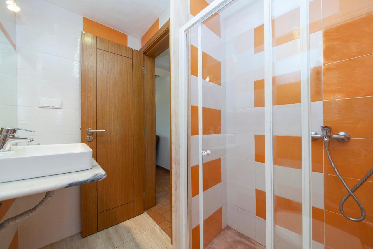 H - Montes De Praias Guesthouse 阿尔热祖尔 外观 照片