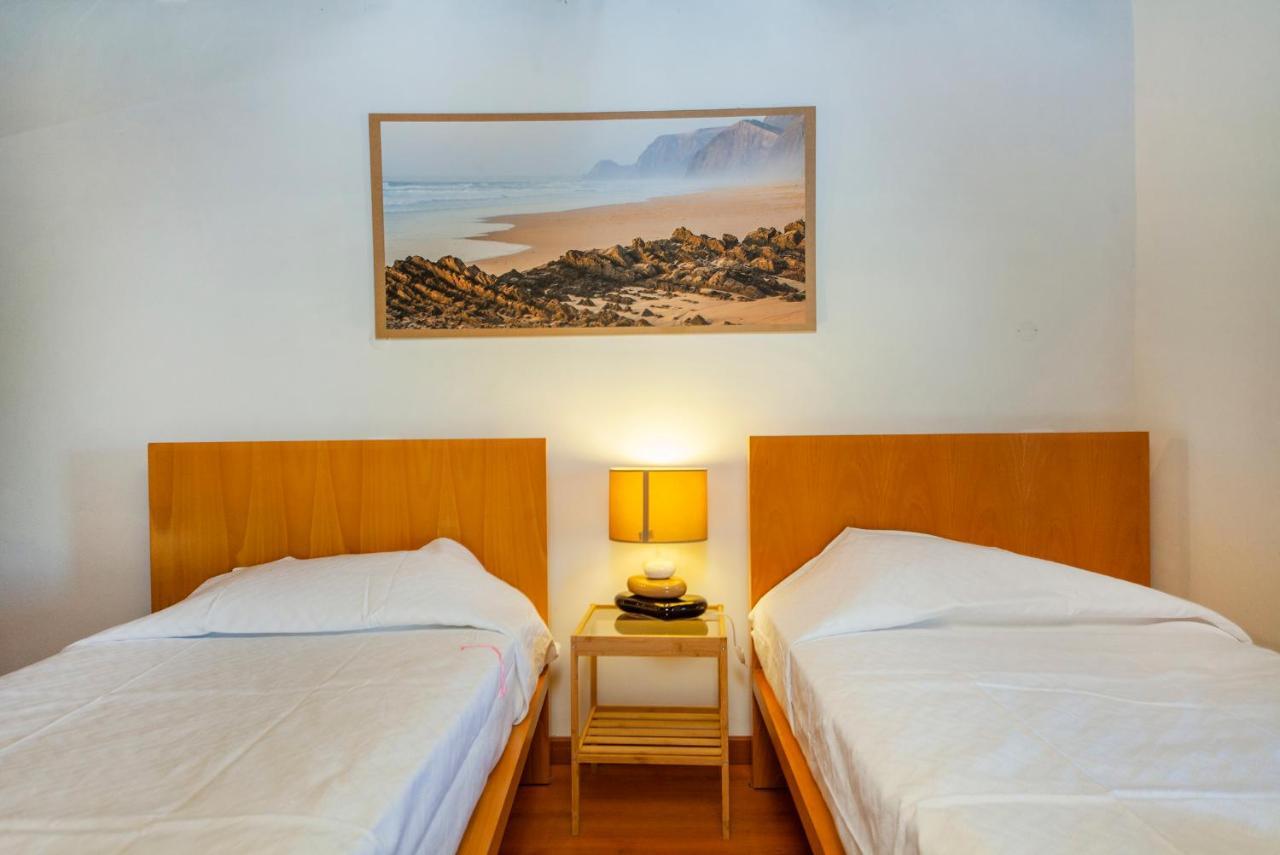 H - Montes De Praias Guesthouse 阿尔热祖尔 外观 照片