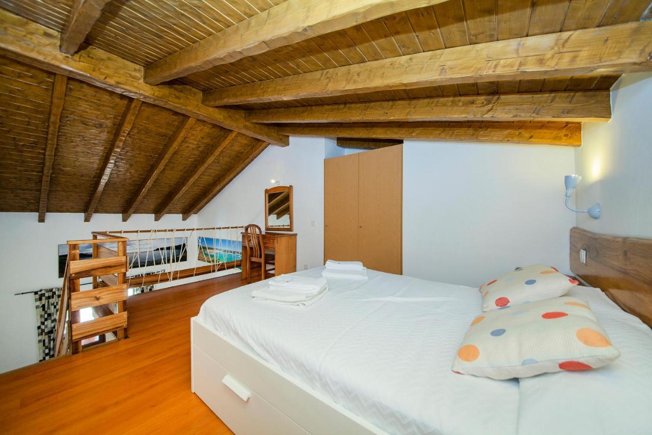 H - Montes De Praias Guesthouse 阿尔热祖尔 外观 照片