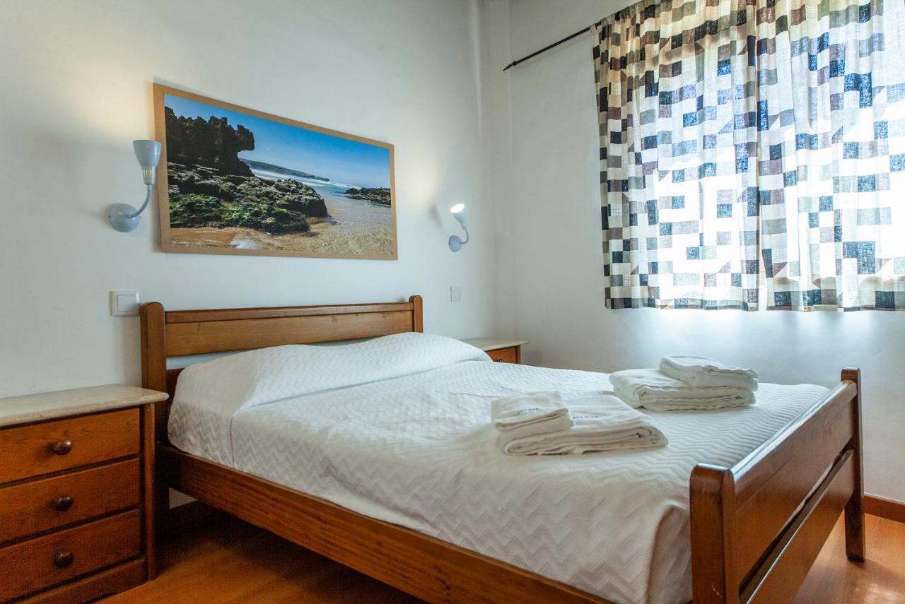 H - Montes De Praias Guesthouse 阿尔热祖尔 外观 照片
