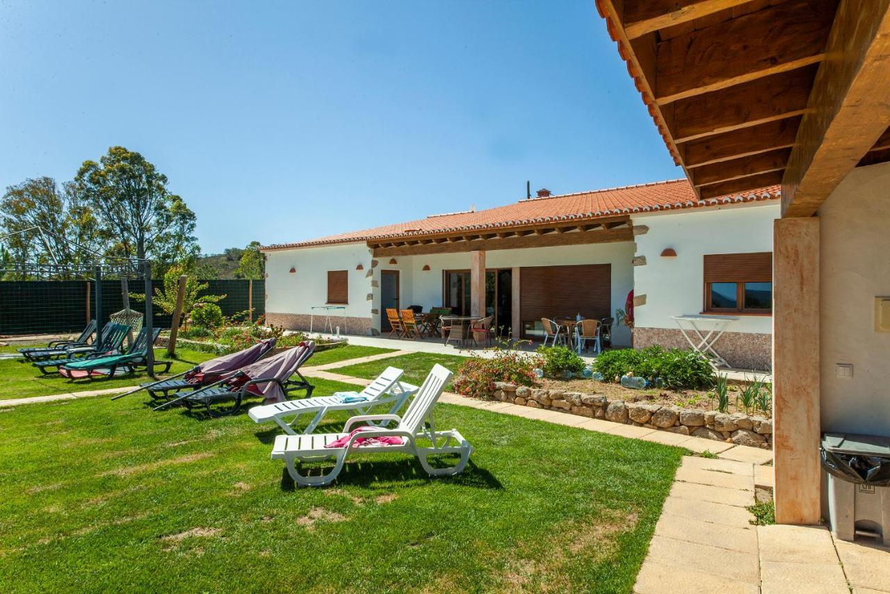 H - Montes De Praias Guesthouse 阿尔热祖尔 外观 照片