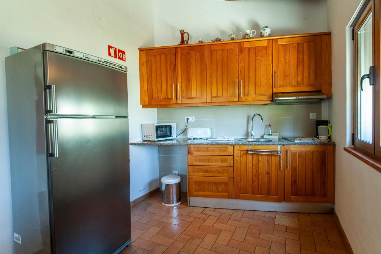H - Montes De Praias Guesthouse 阿尔热祖尔 外观 照片