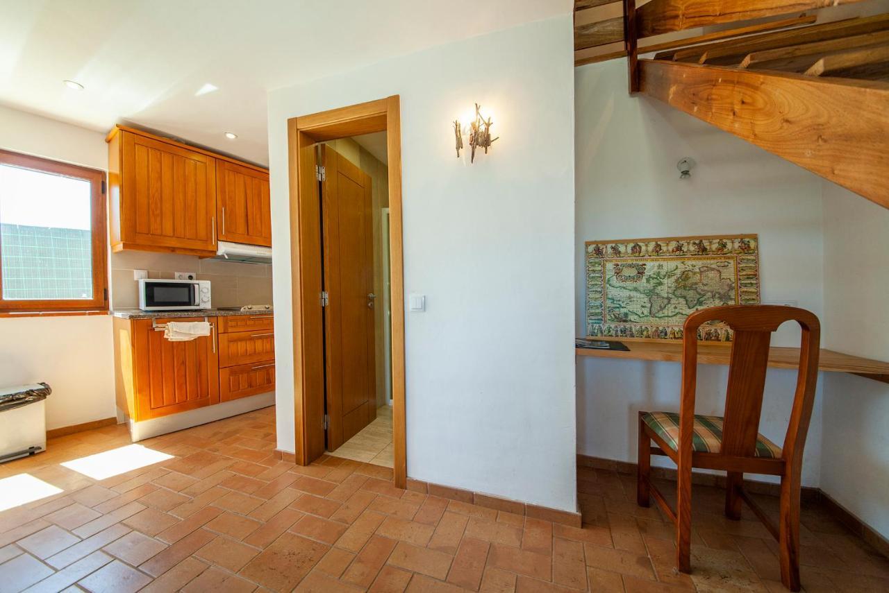 H - Montes De Praias Guesthouse 阿尔热祖尔 外观 照片